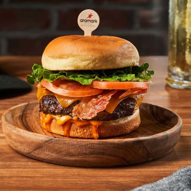 Image for article titled From puffy tacos to cotton-candy fries, here are 10 new menu items at major league ballparks