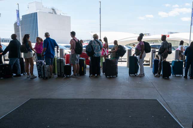Image for article titled The 8 most chaotic airports in America